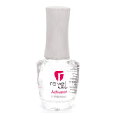 Revel Nail activador para polvo de inmersión: botella endurece y aporta brillo.