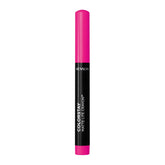 REVLON ColorStay Matte Lite Crayon con afilador incorporado para retoques rápidos.