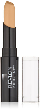 Revlon Corrector en barra con punta angulada para aplicación precisa.