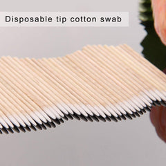 RIKWOG 4-inch long swabs reach cameras, keyboards, and jewelry for careful cleaning.