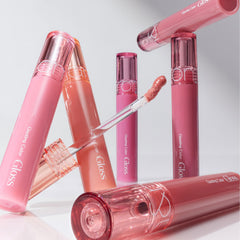 rom&nd GLASTING COLOR GLOSS 05 Dim Mauve, textura ligera que desliza sin pegarse.