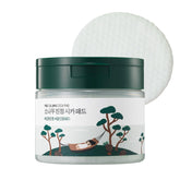 ROUND LAB Pine Calming Cica Pad para alivio suave de irritación.