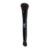 Saie The Double Brush large-end for precise sculpting of high points.