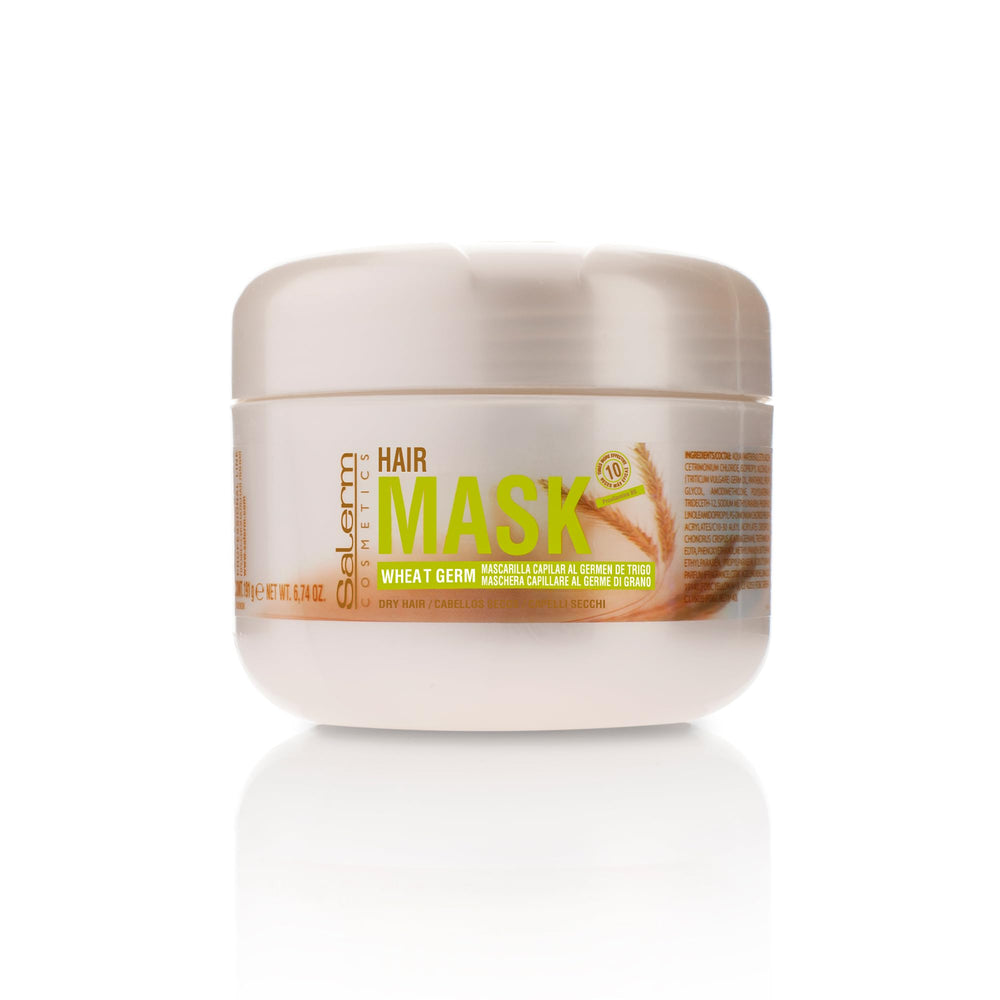 Salerm mascarilla nutritiva con germen de trigo ofrece hidratación profunda al cabello.
