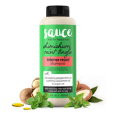 SAUCE Intense Repair Shampoo: botella con aroma a menta para despertar el cuero cabelludo.