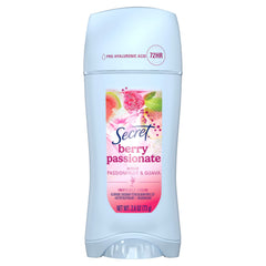 Antitranspirante Secret para mujer, barra invisible en uso diario.