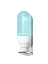 SHEGLAM Press Refresh: spray en botella para fijar maquillaje con sensación ligera.