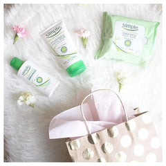 Simple Kind to Skin: toallitas con hidratación instantánea para piel sensible