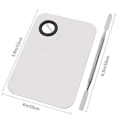 Sinen palette features ring hole for steady grip during makeup
