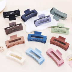 Clip Sisiaipu multicolor para estilos diarios y outfits.