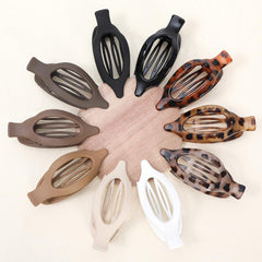Sisiaipu beige flat hair clip blends with light hair for discreet styling