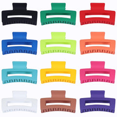Pinza rectangular con resorte fuerte para cabello grueso o fino.