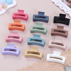 Pinzas Sisiaipu coloridas para looks diarios y ocasiones especiales.