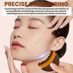 Sixco dry brushing face brush with soft bristles for improved product absorption.