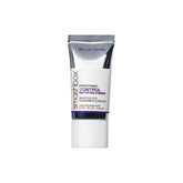Smashbox Photo Finish con acabado mate en el bote para control del brillo.