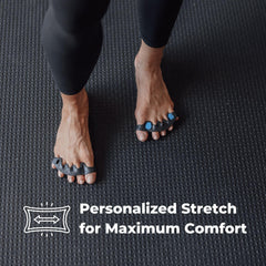 Spacer Mobility Toe Spacer Flex demonstrates adjustable big toe or pinky plug options.