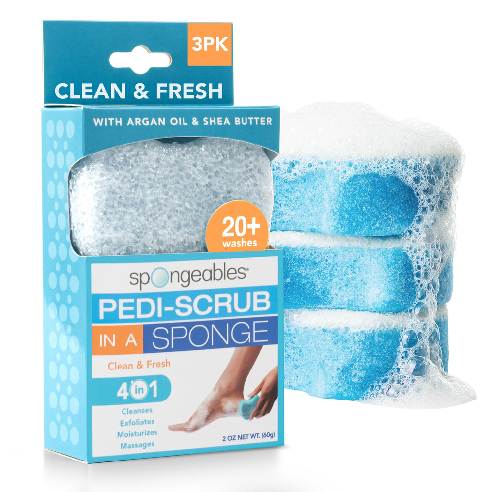 Spongeables Pedi Scrub Pie: espuma cremosa para pies y limpieza suave.