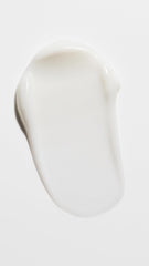 St.Tropez Gradual Tan glow on skin highlighting hydrating formula and blendable tone