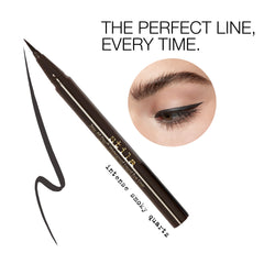 Delineador de stila con acabado satinado para ojos definidos.