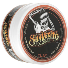 Suavecito Pomada Firme Clay muestra textura y definición con agarre sostenido.
