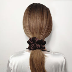 Sufermoe gomas elásticas satén seda, detalle de elasticidad suave para cabello fino a grueso.