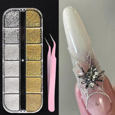 SUTOKAKA bolas caviar metalicas oro y plata para uñas con acabado brilloso.