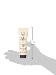 Taylor of Old Bond Street sandalwood application for precise control and balanced shave.