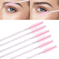 TBESTMAX soft-bristles lip applicator delivers smooth gloss coverage.