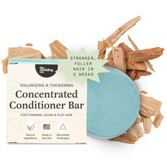 The Earthling Co. barra acondicionador voluminizador Cool Breeze mejora el volumen y la suavidad del cabello.