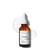 The Ordinary Mandelic Acid 10% + HA, botella vertido, exfoliación suave para claridad de piel.