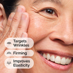 envase blanco de The Ordinary Multi-Peptide + HA para guardarlo.