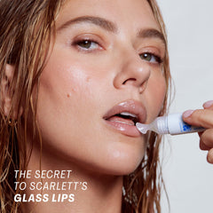 The Outset Lip Oasis clear gloss delivers high shine and comfortable hydration on lips.