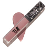 The Lip Bar Curlfriend: aplicación suave de color intenso y duradero.