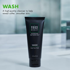 Tiege Hanley Daily Face Wash con aceite de jojoba en la botella, equilibra la piel