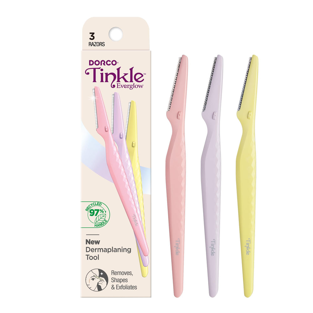 Tinkle Everglow dermaplane razor closeup highlighting precise blades for smooth makeup-ready skin
