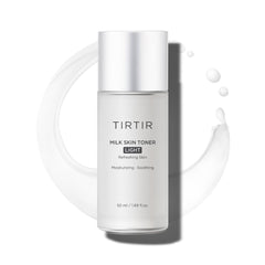 TIRTIR Milk Skin Toner Light en botella para hidratación rápida y suave.