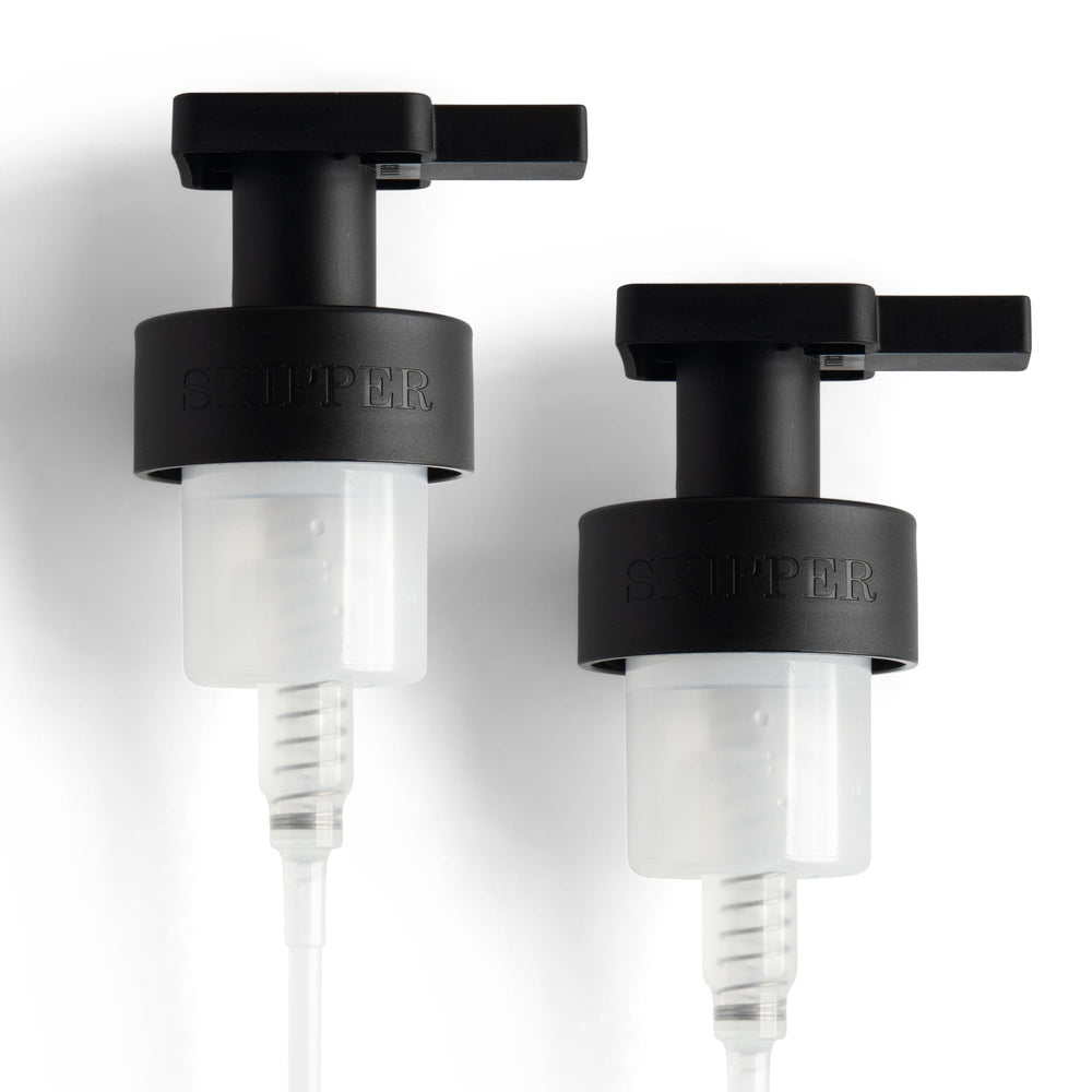 Tirtyl Skipper foaming pump replacement in matte black, ideal for 40mm wide rim dispensers and easy swaps