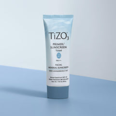 TiZO3 fragrance free label highlights sensitive skin friendly formula