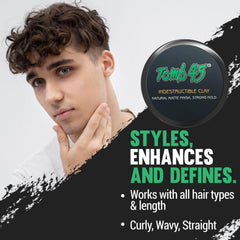 Aplicación de Tomb 45 Arcilla para cabello, control y estilo definidos.