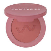 Tower 28 GetSet Polvo fijador rubor rosado Samo Spritzer para acabado duradero.