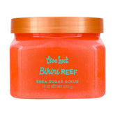 Tree Hut Bikini Reef exfoliante de azúcar para suavizar y pulir la piel durante la ducha.
