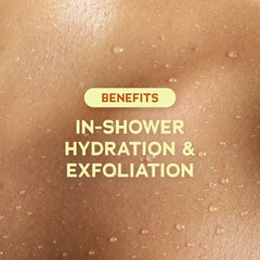 Tree Hut exfoliante aplicado en piel, muestra textura suave y hidratación duradera.