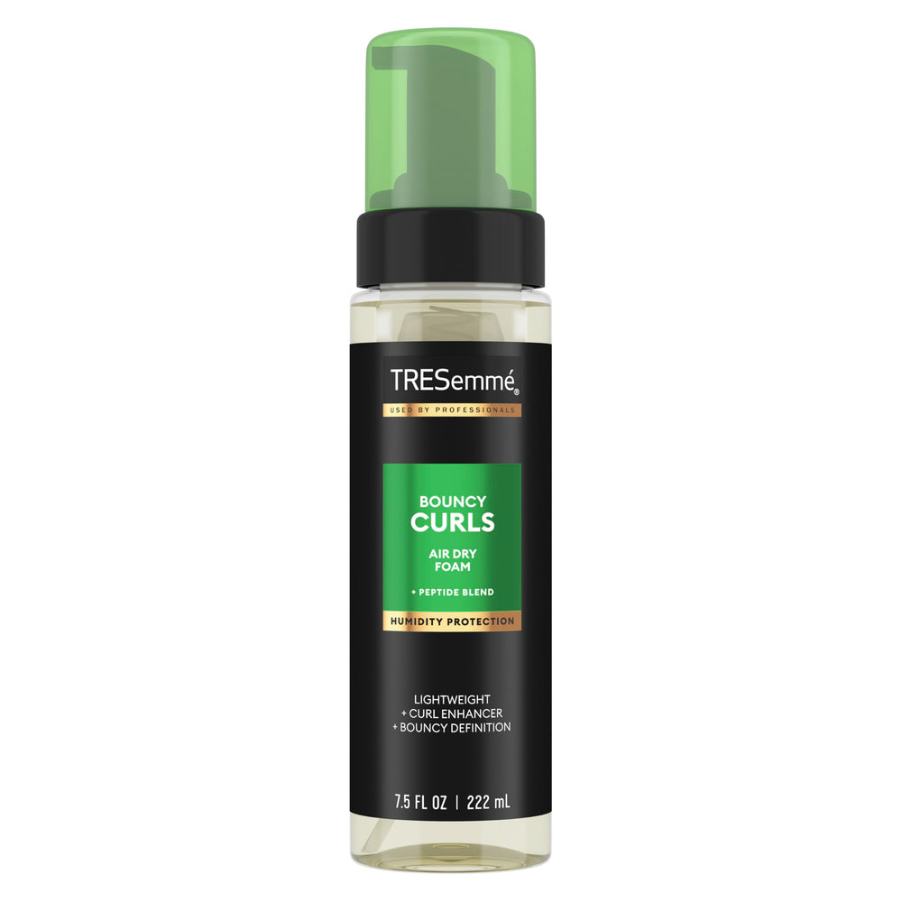 TRESemmé Air Dry Foam: rizos definidos y con movimiento, sin frizz.