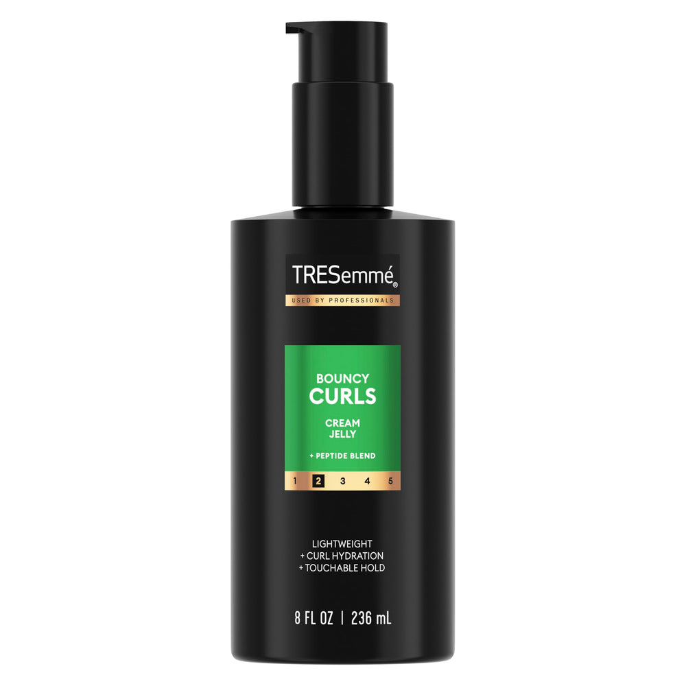 TRESemmé Bouncy Curls crema jelly, botella, definición suave y hidratación duradera.