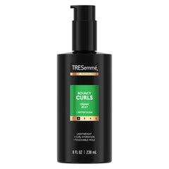 TRESemmé Bouncy Curls crema jelly, botella, definición suave y hidratación duradera.