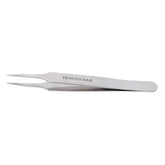 Tweezerman ingrown hair splintertweeze close-up shows precision tips for accurate removal