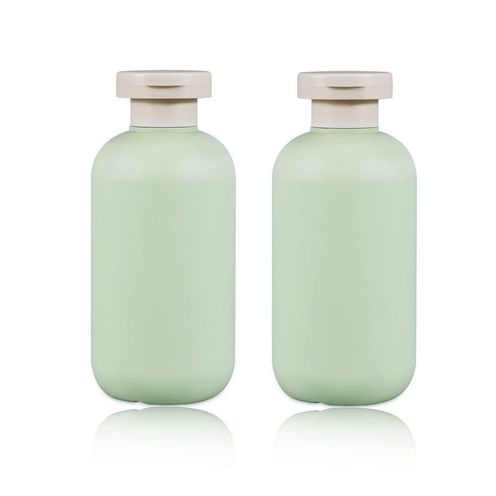 UMETASS 6.8oz squeeze bottle with flip-cap close-up for leak-proof travel use