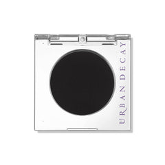URBAN DECAY 24/7 Sombra Blackout: empaque compacto para looks oscuros duraderos