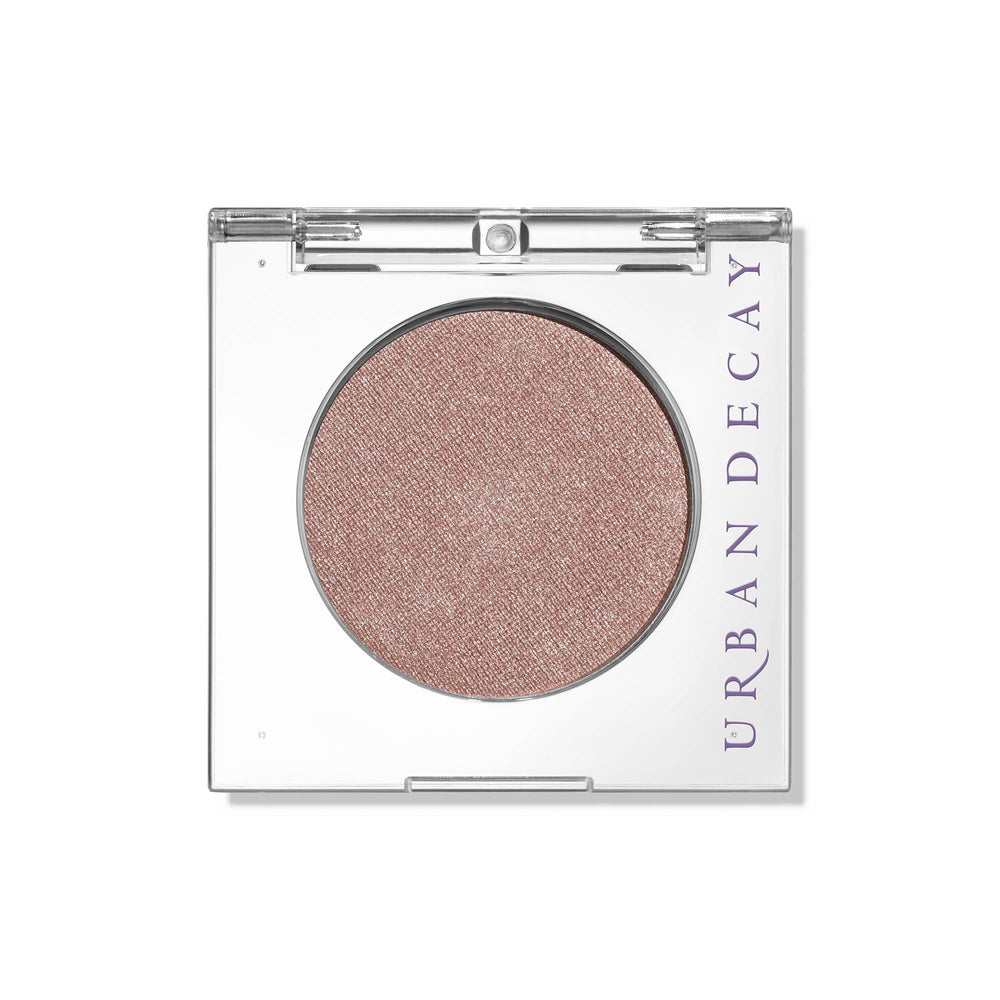 Urban Decay 24/7 Eyeshadow Single Sin champagne shimmer swatch showing crease-free color