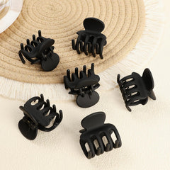 USDNICE matte black clips with non-slip grip for secure daily styling.